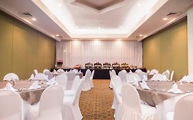 Holiday Inn Tijuana Zona Rio By Ihg